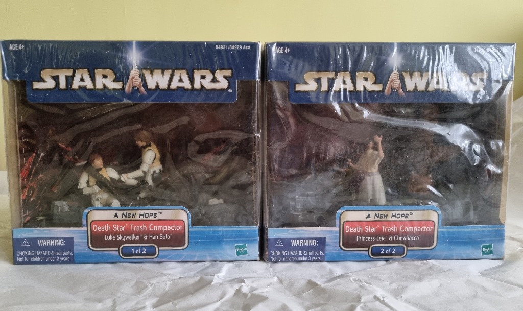 Star Wars Trash Compactors Diorama set 1 and 2. MISB., Hobbies & Toys