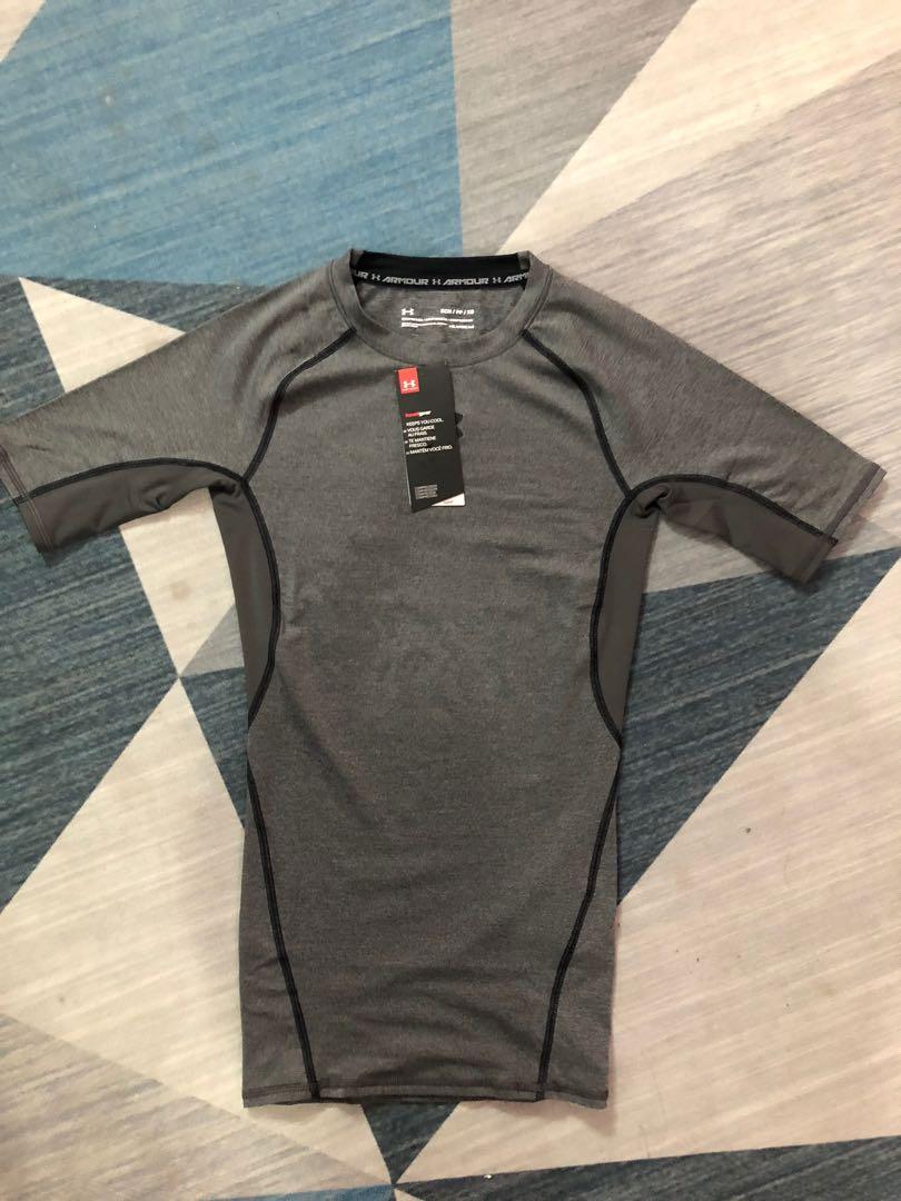 Under Armour Men's HeatGear Armour Short Sleeve Compression Shirt, Men's  Fashion, Tops & Sets, Tshirts & Polo Shirts on Carousell