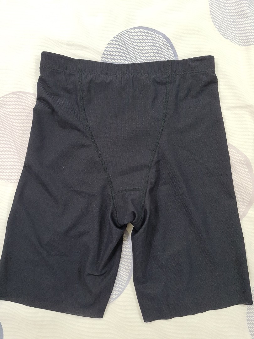 Uniqlo - Body Silhouette Shaper Half Shorts - Black - M
