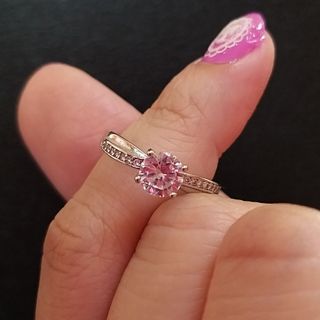 （分類：）位於 。 由 maylui700007 提交（商品編號 1108399484，圖片 1）。簡介： 。