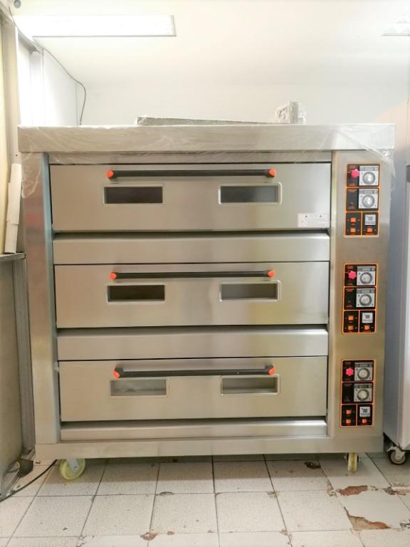 ▪️ INDUSTRIAL OVEN 3 DECK 9 TRAYS CAPACITY (Category: Industrial Equipment) located in Manila. Submitted by cosmicmachineries (Listing ID 1108360075, Image 2). Description: ▪️ INDUSTRIAL OVEN 3 DECK 9 TRAYS CAPACITY Invest your money today for your future ✨ For assistance, send us message today! 📩 Globe/Viber: 09164558613 Smart/Viber: 09984703904 Email: mywfec5@gmail.com Please look for Desiree Zafra You may come and visit us here: MYW Food Equi