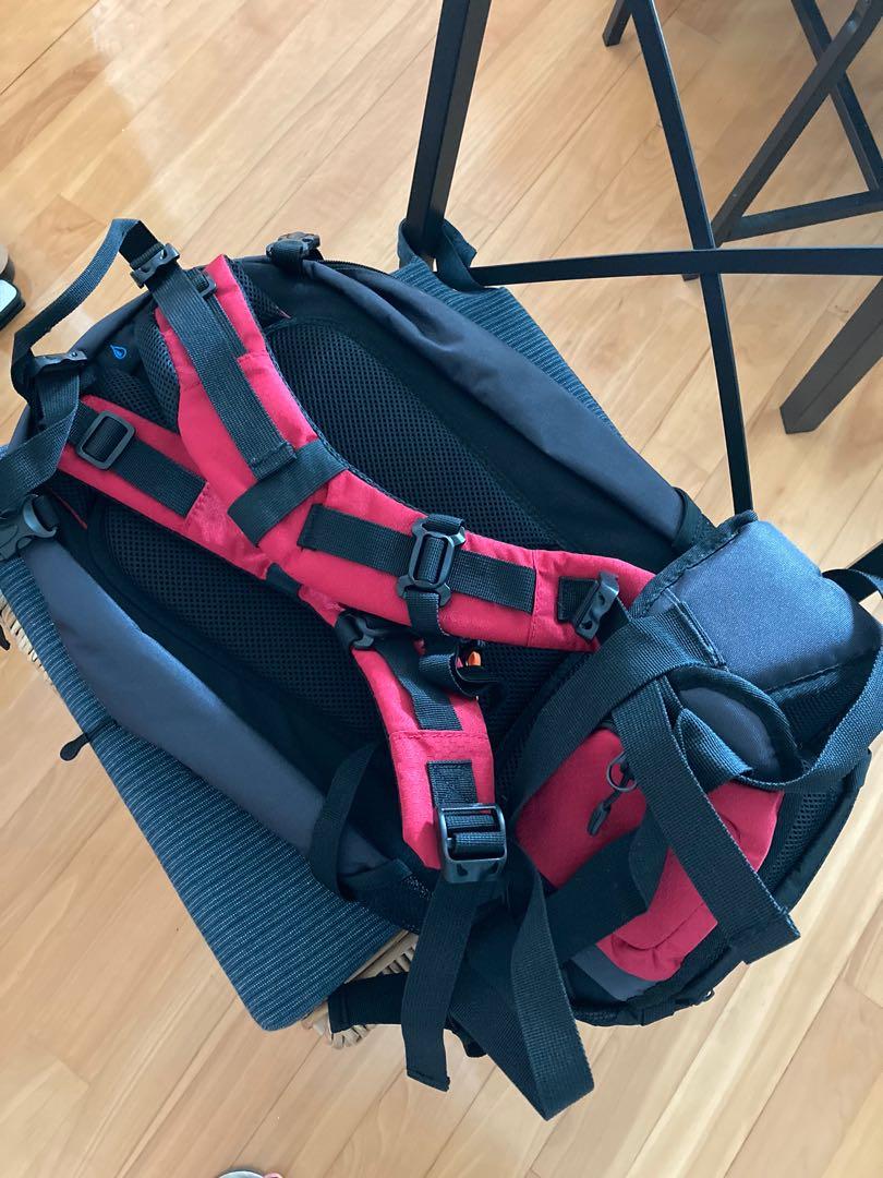 Back pack （分類：其他運動配件）位於 Hong Kong。 由 jeramdas 提交（商品編號 1108285767，圖片 2）。簡介： 。
