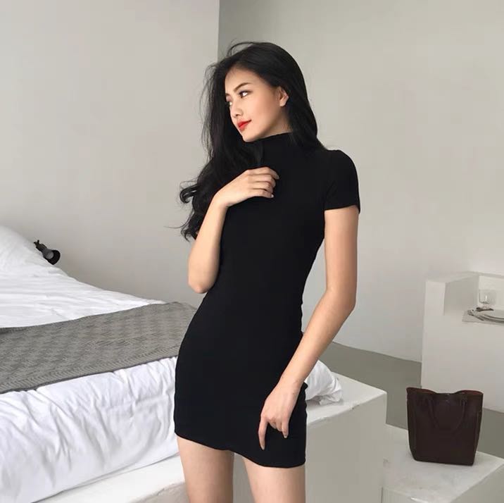 Mock neck deals dress short sleeve