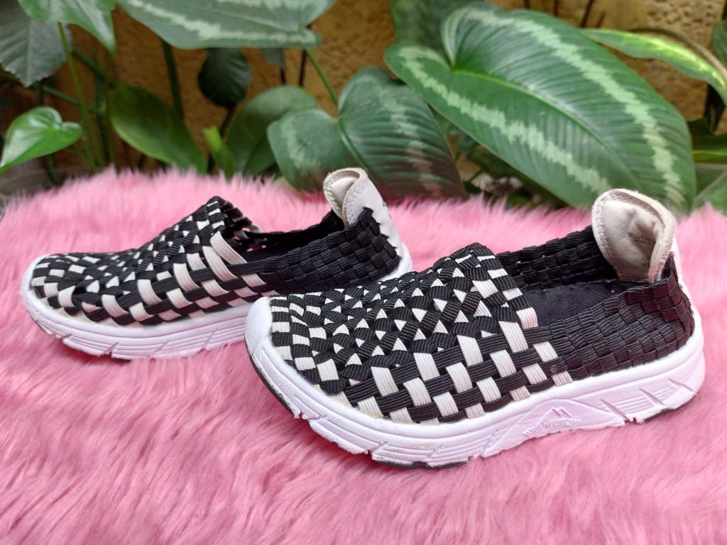 Blue mountain sandals clearance