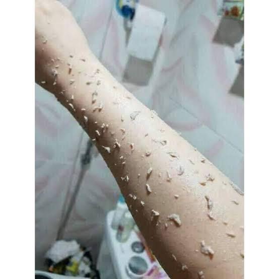 Body wheat glove (Category: Bath) located in Manila. Submitted by zappy21 (Listing ID 1108463410, Image 3). Description: Stuck ka na lang ba sa ECQ at hindi makapag spa?😣😩😩😩😩😩PAPAHULI KA BA SA USO??? ETO ANG LEGIT TAGAL LIBAG INUTZ🤪mag self experiment at DIY ka na lang tanggal libang, tanggal libag😂 LAHAT NG NATATAGONG CHISMIS SA KATAWAN MO GUGULANTANG PAG GINAMIT MO TO🤩 DI MO NA KAILANGAN PUMUNTA PA NG SALON🤪 PANO GAMITIN??? AFTER MAG 