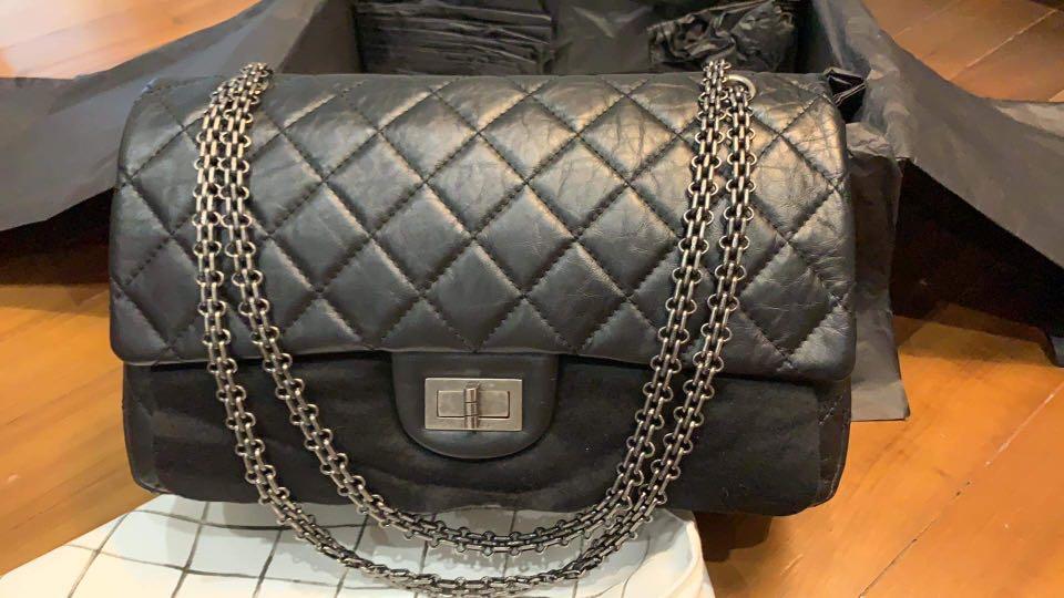 Chanel Reissue 2.55 226