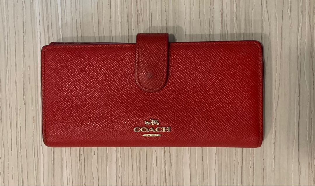 Coach Red Leather Wallet, Women's Fashion, Bags & Wallets, Wallets & on Carousell