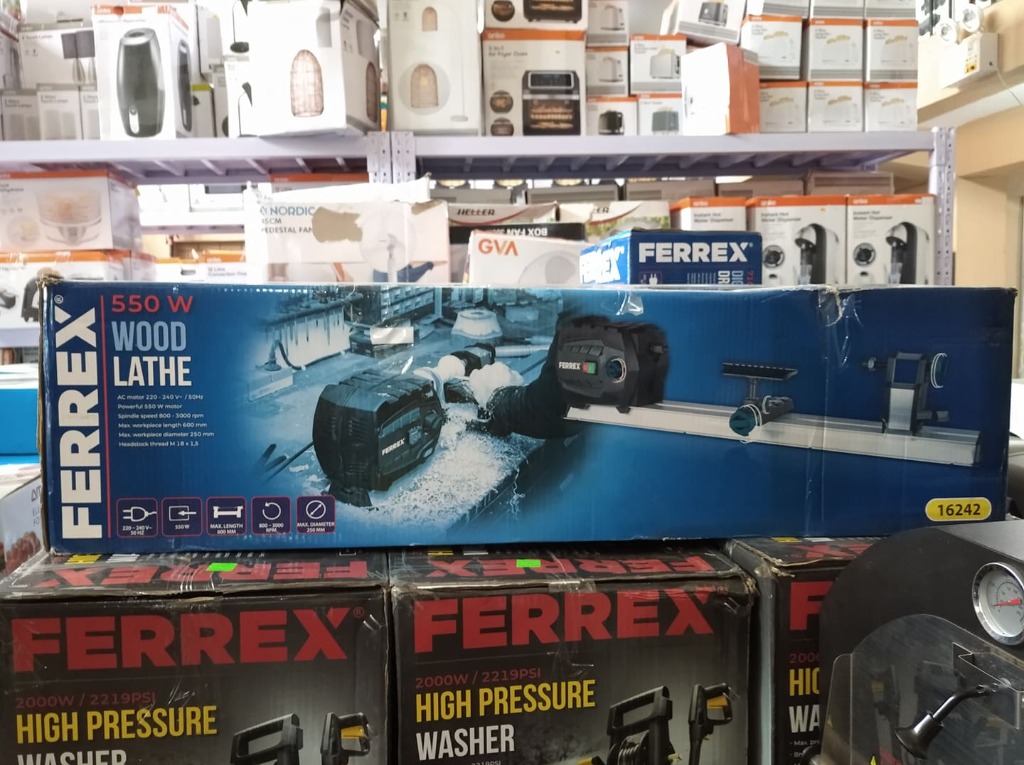 Ferrex Wood Lathe 550W, Commercial & Industrial, Construction Tools
