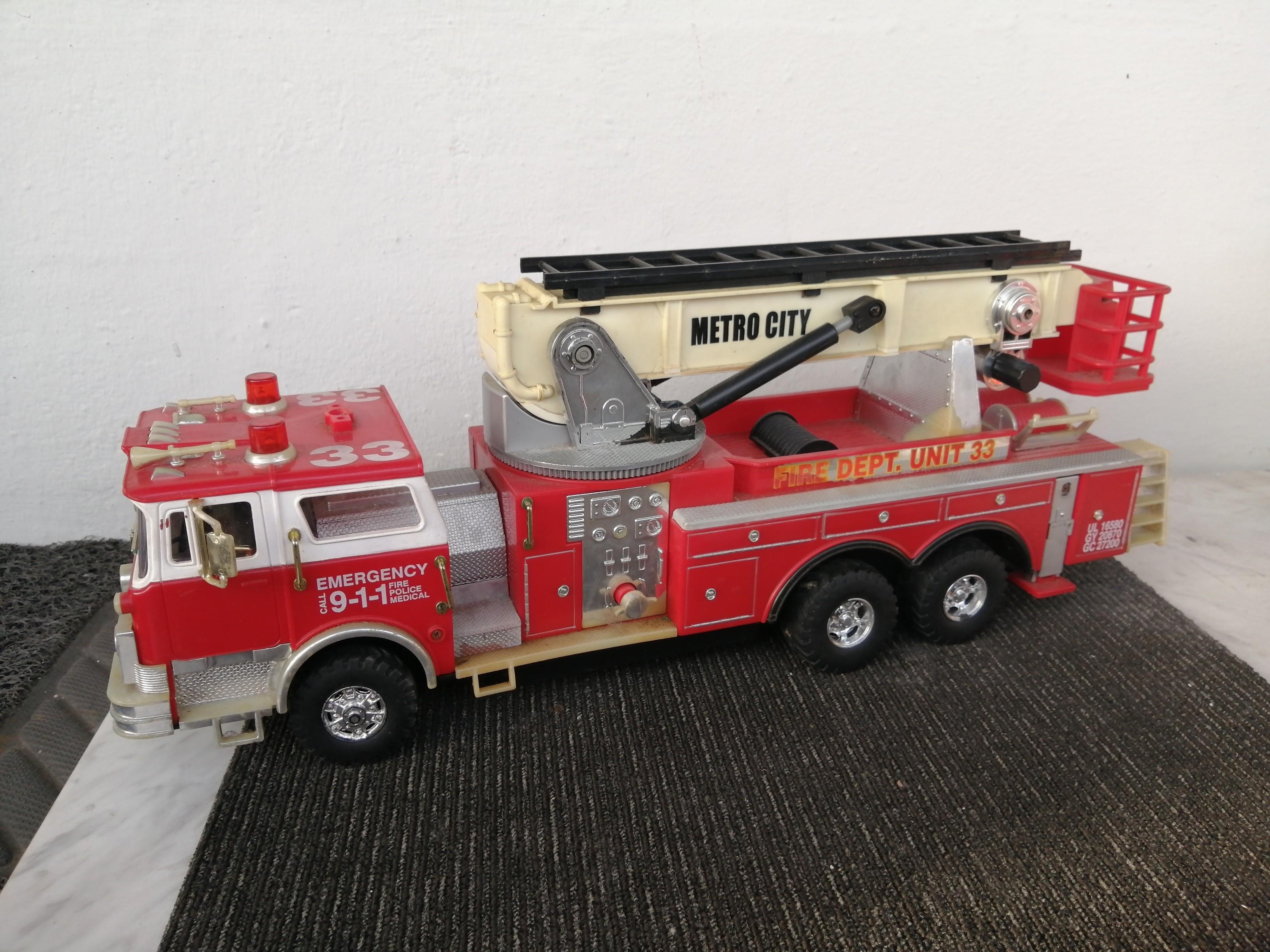 Scientific toys ltd discount fire truck