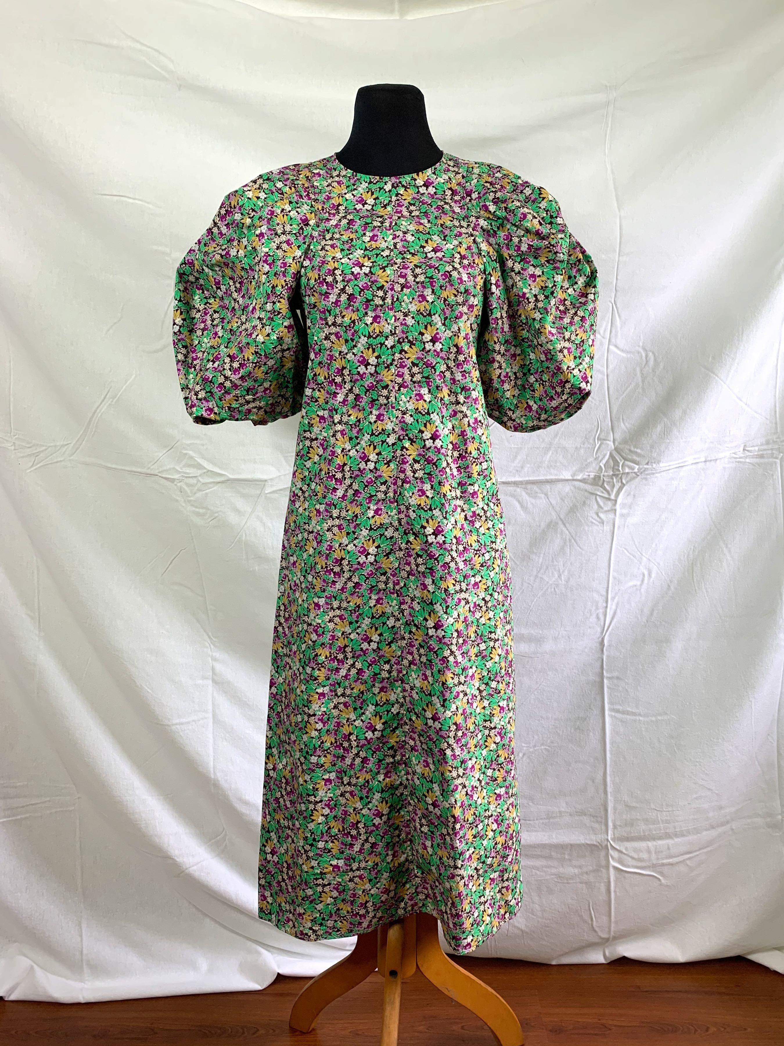 H&M Floral Print Dress (Category: Dresses) located in Quezon City. Submitted by eldzstyles (Listing ID 1108304145, Image 1). Description: Item: H&M Floral Dress (Brand new, without tag.) Size: XS Note: Never been used Maxi length Price of item + Shipping fee Delivery via Grab/Lalamove/MrSpeedy for same day delivery within Metro Manila For orders outside Metro Manila delivery via GogoExpress .