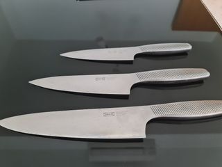 https://media.karousell.com/media/photos/products/2021/8/20/ikea_365_knives_knife_holder_i_1629427687_fc718f2a_thumbnail