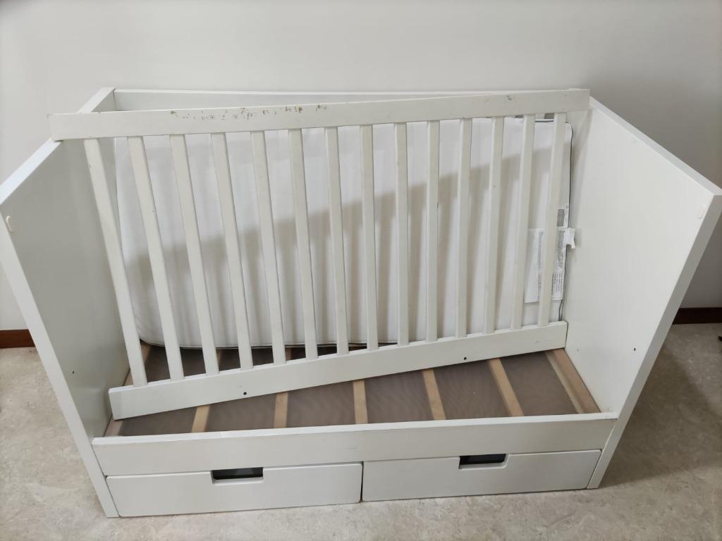 IKEA STUVA FRITIDS with drawers white with IKEA KRUMMELUR foam