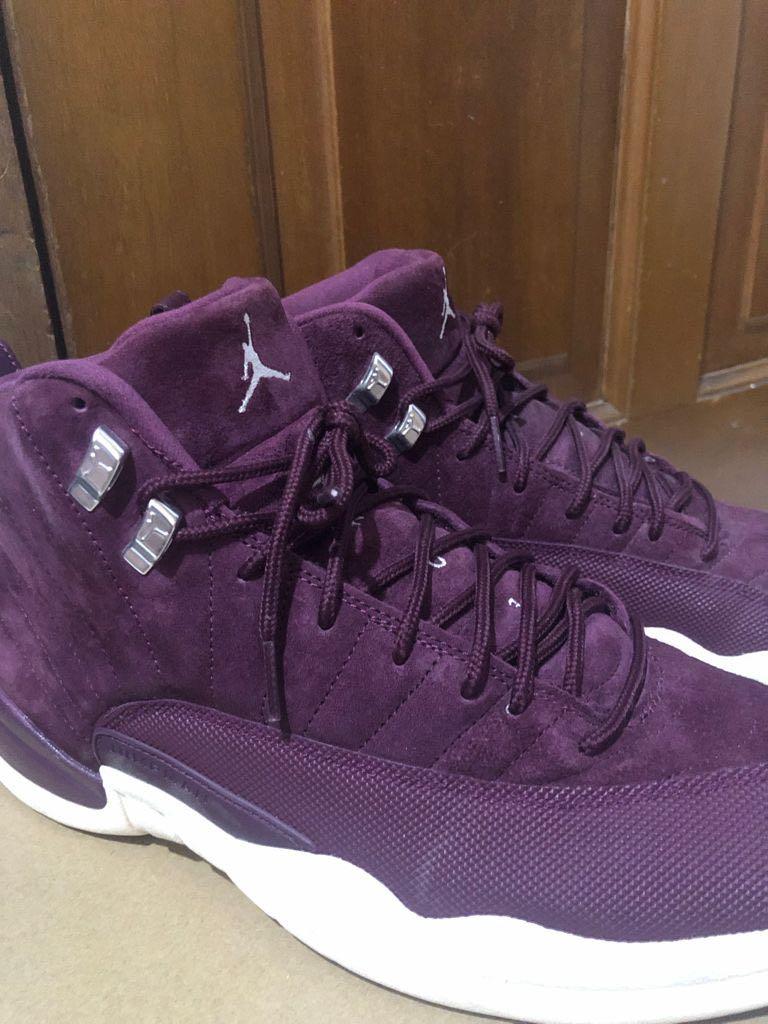 12s maroon