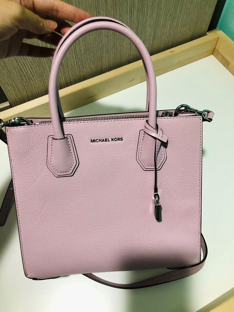 Michael Kors bag medium size