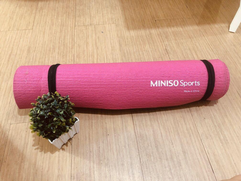 Miniso Yoga Mat, Sports Equipment, Exercise & Fitness, Exercise Mats on