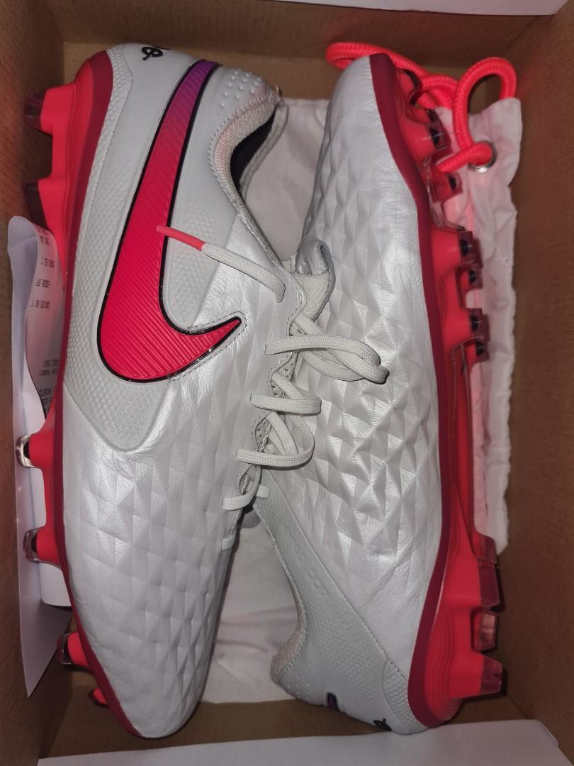 nike legend football boots