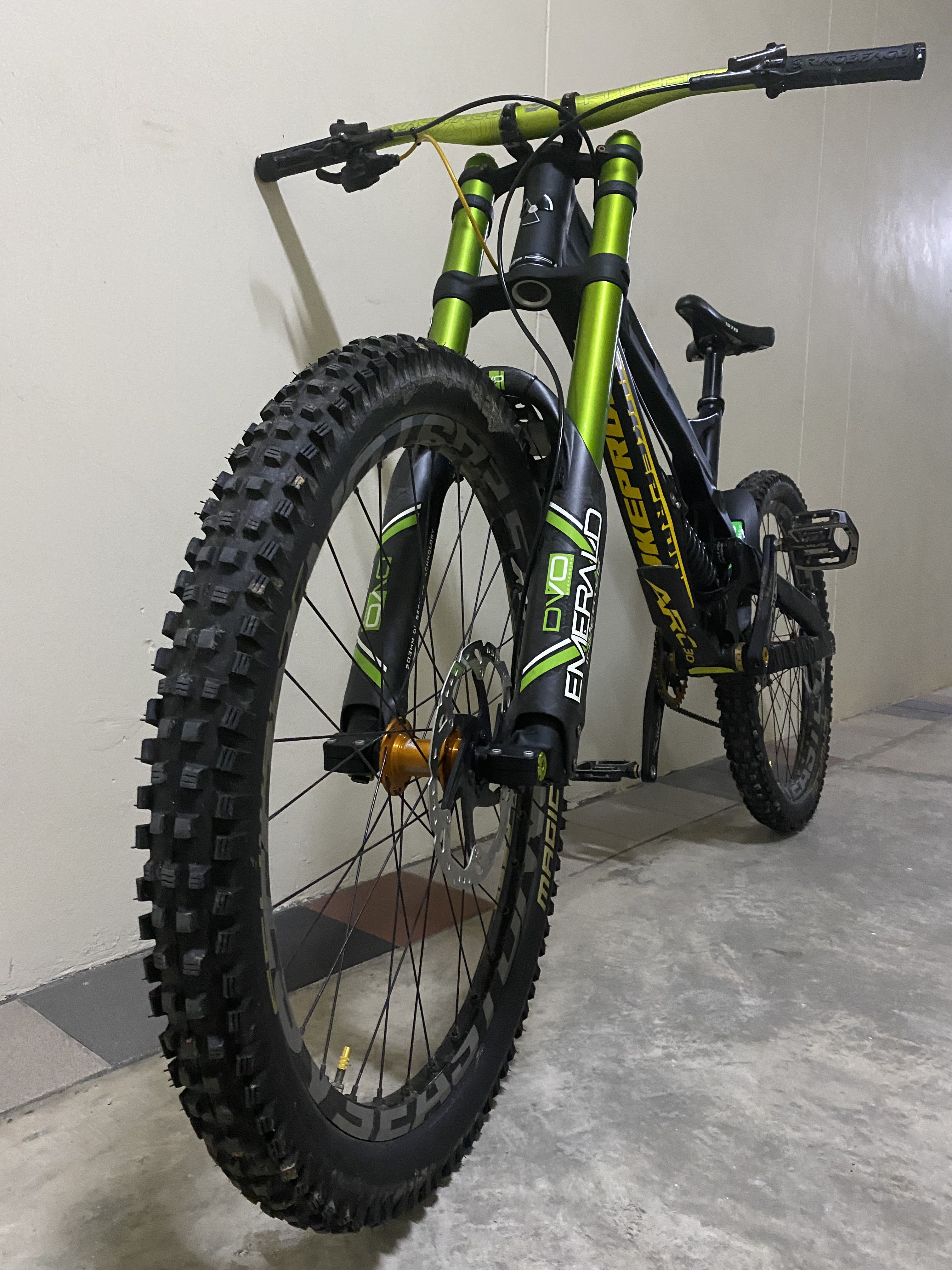 Nukeproof pulse 2025 pro