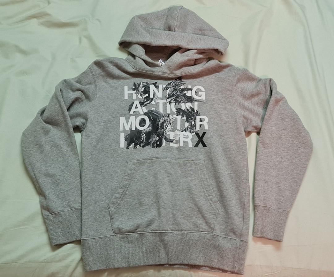 SIZE M UNIQLO X MONSTER HUNTER HOODIE Men s Fashion Tops Sets
