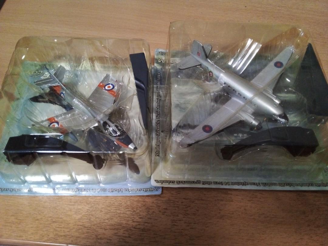 1100 / 1144 aircraft display models for sale, Hobbies & Toys, Toys