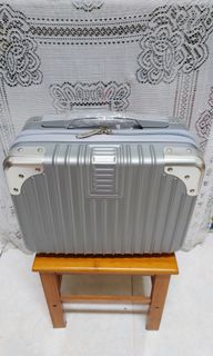 由 520031 (刊登 ID 1108652262，圖片 1) 提交，位於 的 (類別：)，說明：。
