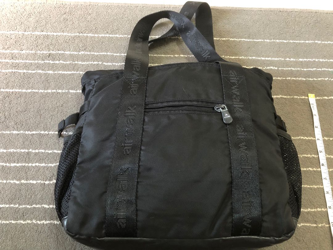 Air walk hand carry bag, Luxury, Bags & Wallets on Carousell