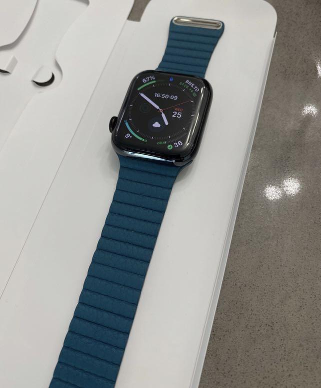 Peacock leather loop apple watch sales