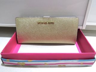(Kategori: ) berada di . Dikirim oleh picksbysal (ID iklan 1108610633, Gambar 1). Deskripsi: .