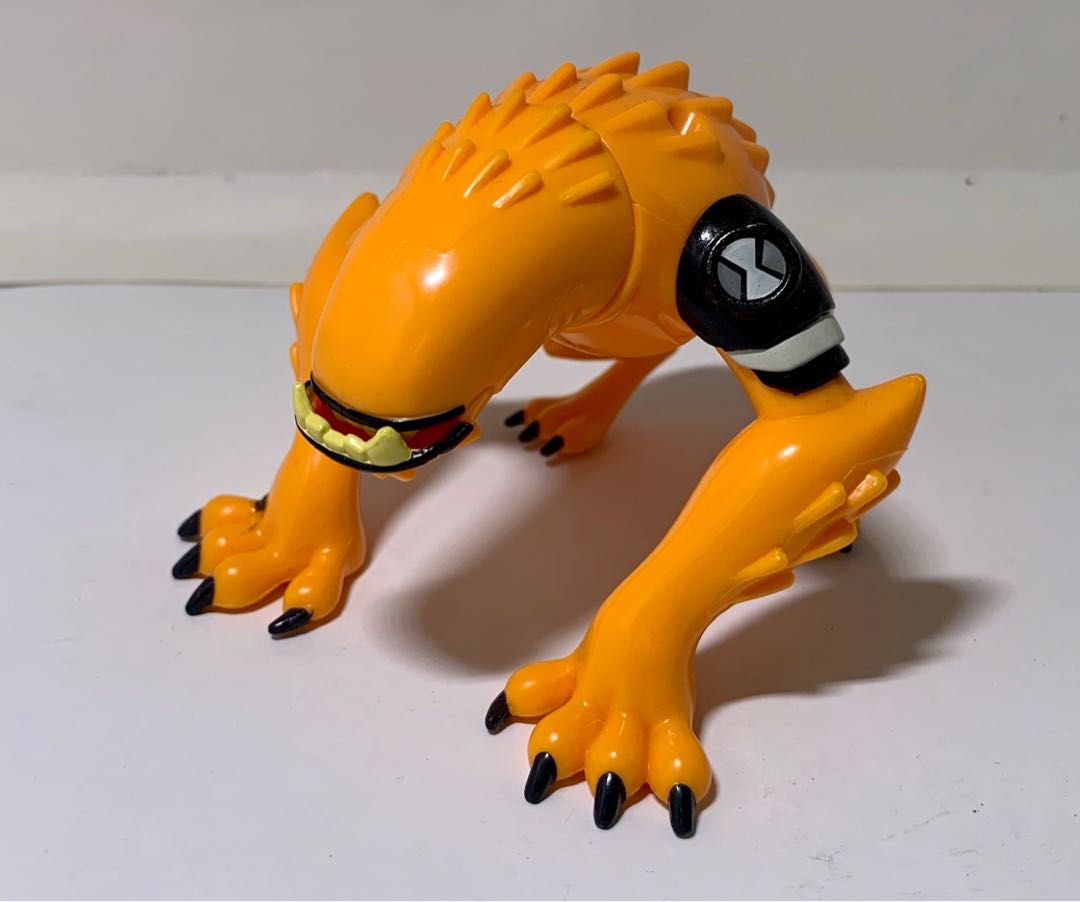 Ben 10 classic figures shop