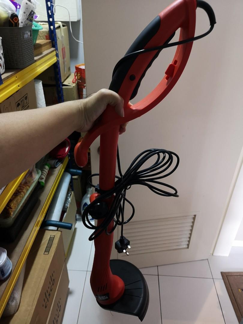 Black decker 2025 23cm strimmer