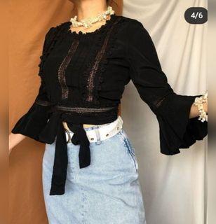 Black Top Crop