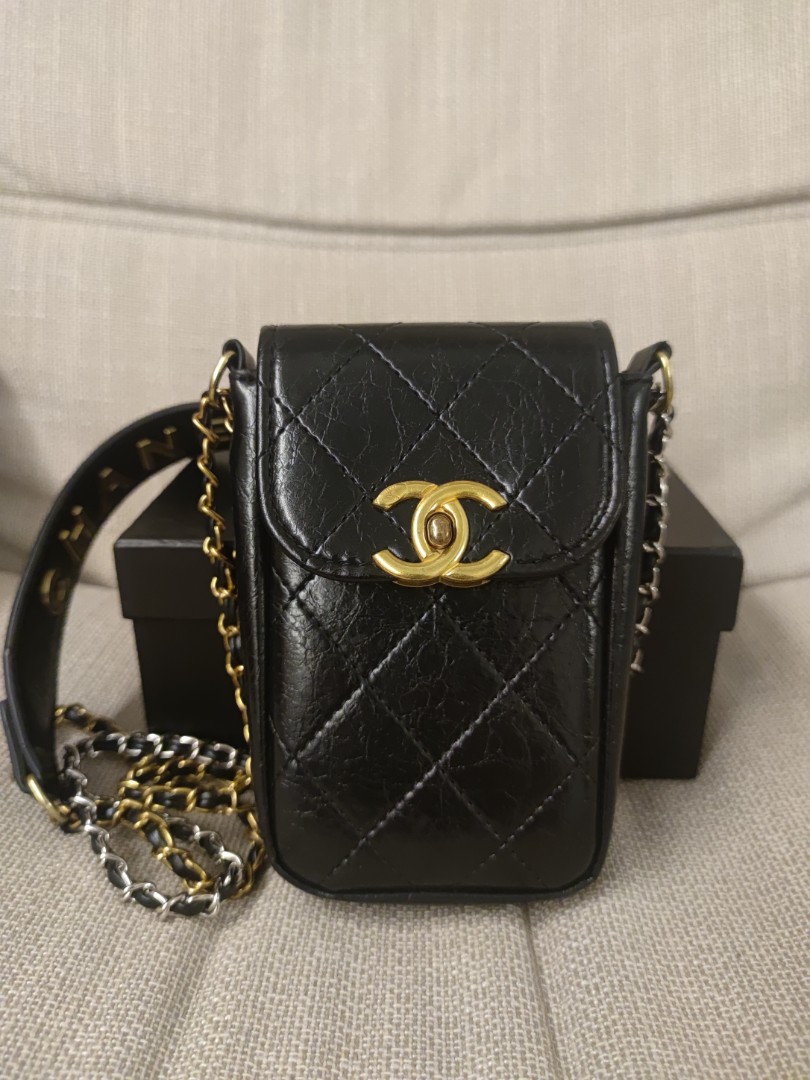 Chanel Makeup Gift Bag, Women's Fashion, Bags & Wallets, Purses & Pouches  on Carousell