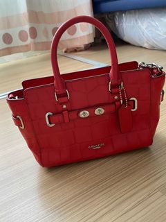 （分類：）位於 。 由 paulinelo 提交（商品編號 1108570171，圖片 1）。簡介： 。