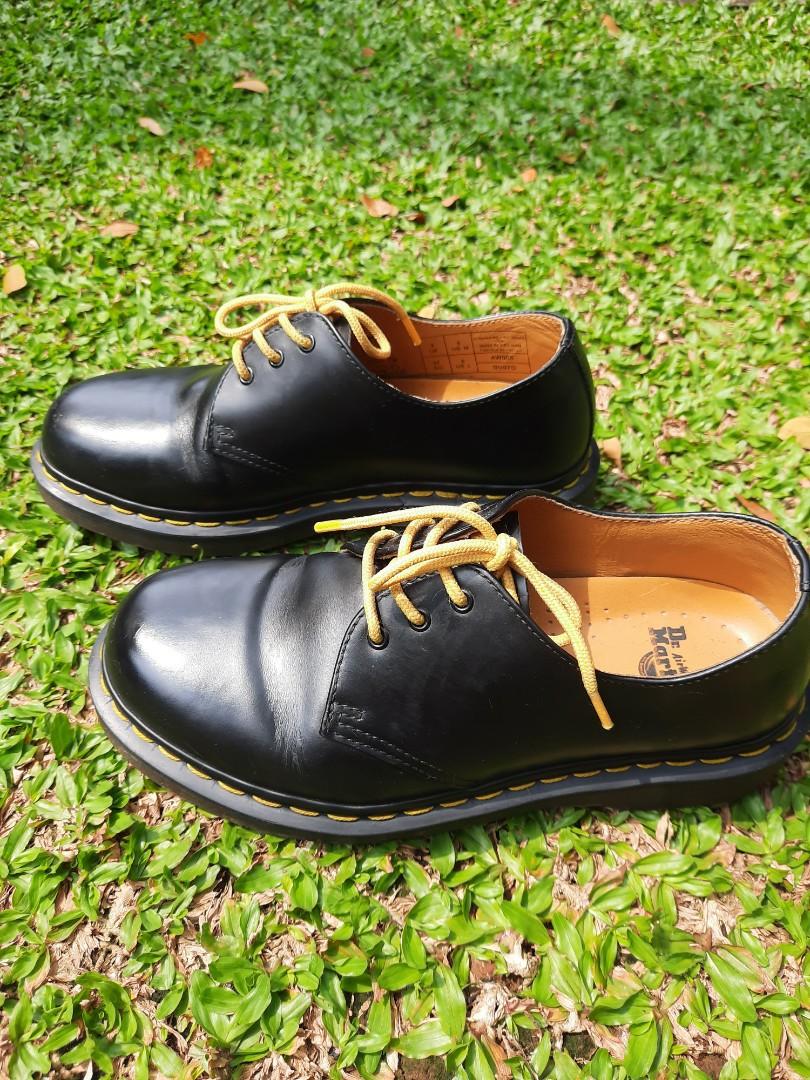 DR. MARTENS BLACK SMOOTH 3 HOLE