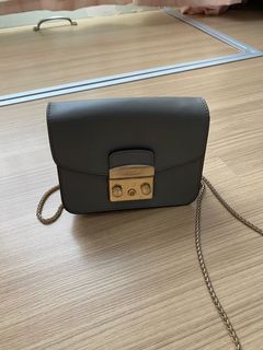 （分類：）位於 。 由 paulinelo 提交（商品編號 1108572670，圖片 1）。簡介： 。