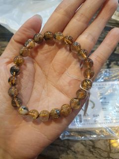 (Category: ) located in . Submitted by destashinggggg (Listing ID 1108680222, Image 1). Description: .