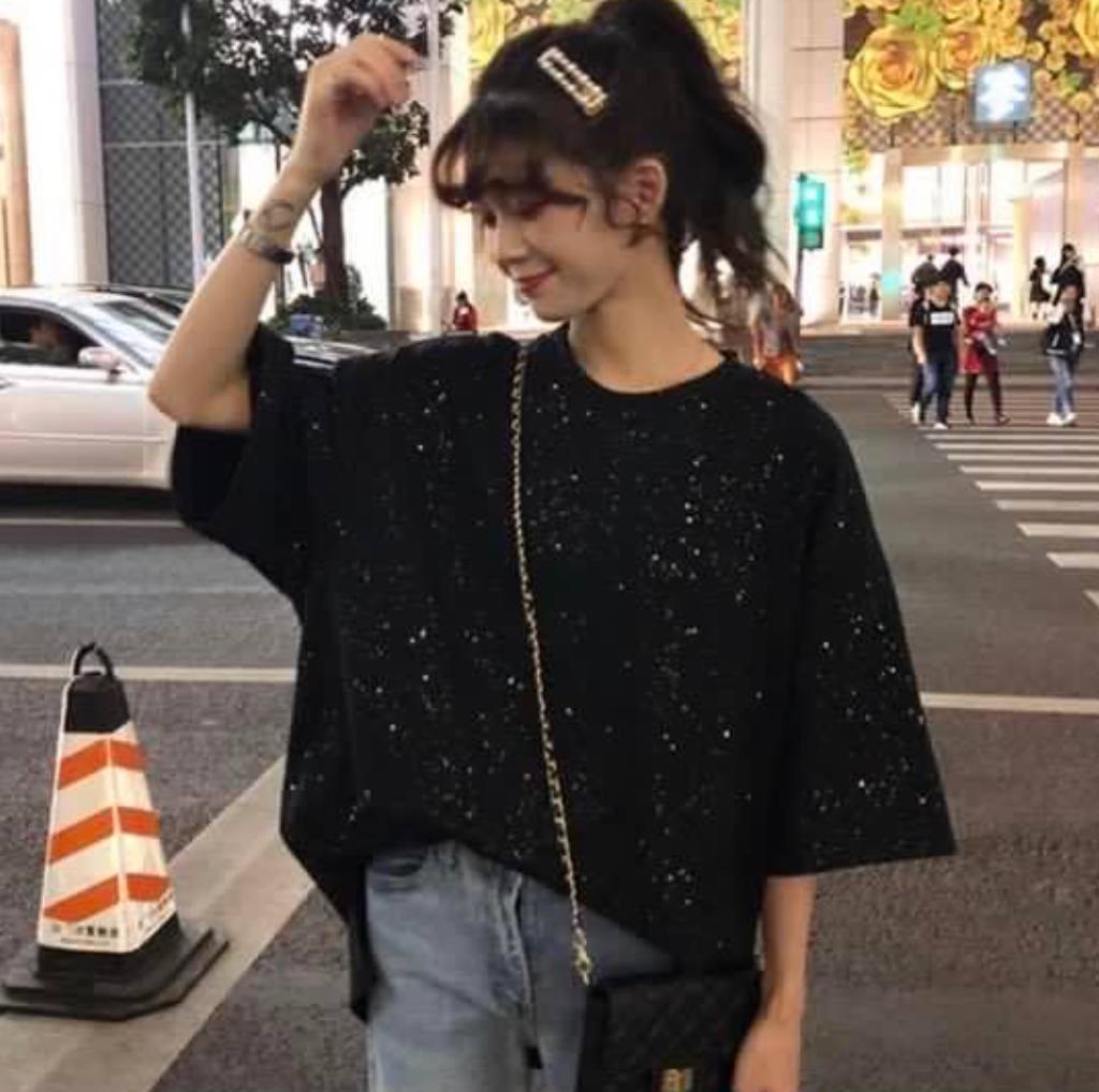 t shirt / tee shirt / top / blouse 
