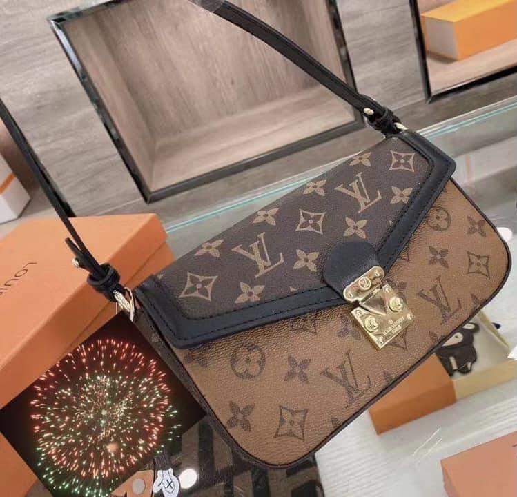 louis vuitton sling bag without sling, Women's Fashion, Bags & Wallets,  Shoulder Bags on Carousell