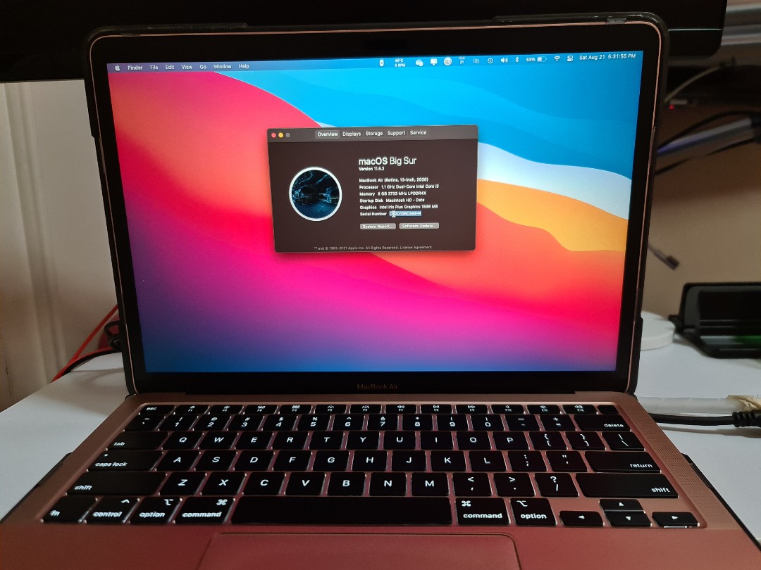 Macbook Air (Retina, 13-inch, 2020) Complete with Box and Accessories ...