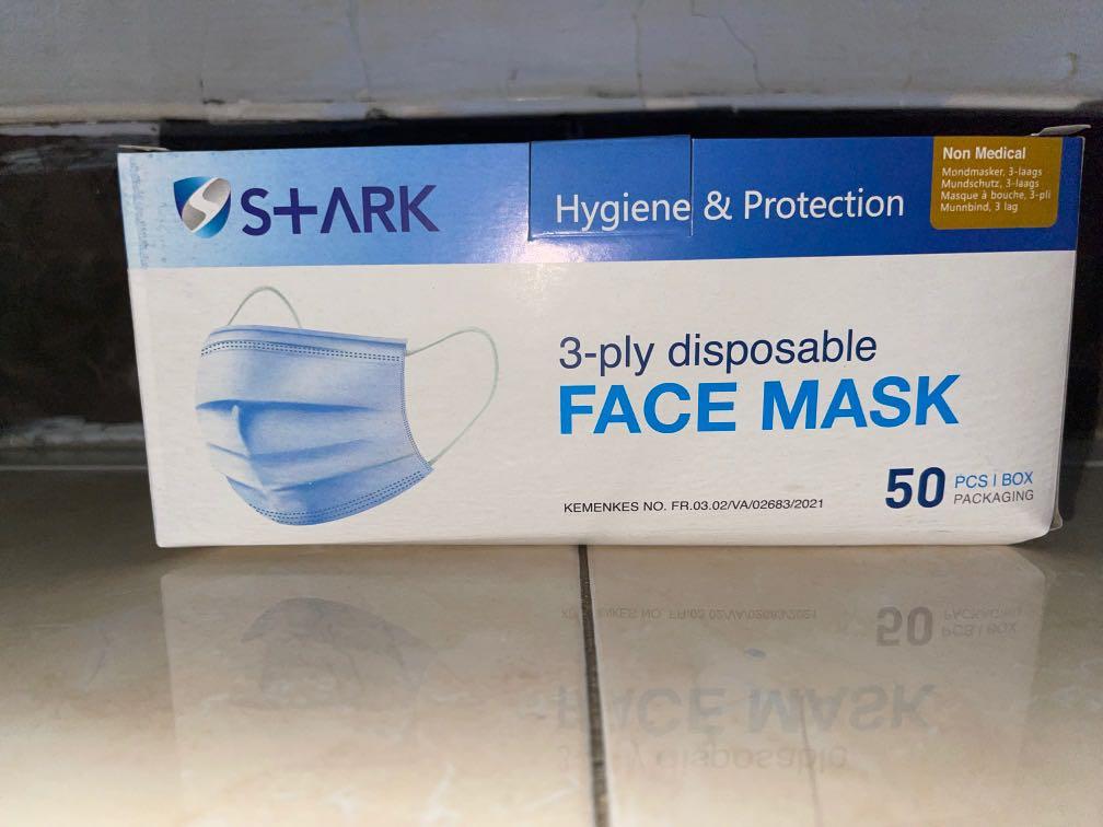 Masker 3 Ply Face Mask 50 Pcs Kesehatan Kecantikan Kulit Sabun Tubuh Di Carousell