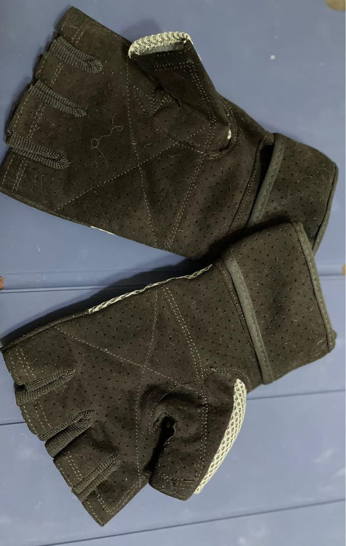 MAXX Fitness Leather Gloves, Men's Fashion, Watches & Accessories