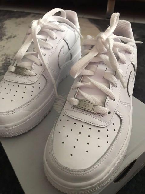 Nike air force cheap junior size 5