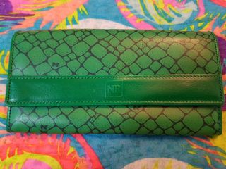 (Category: ) located in . Submitted by scavengethriftstore (Listing ID 1108571513, Image 1). Description: .