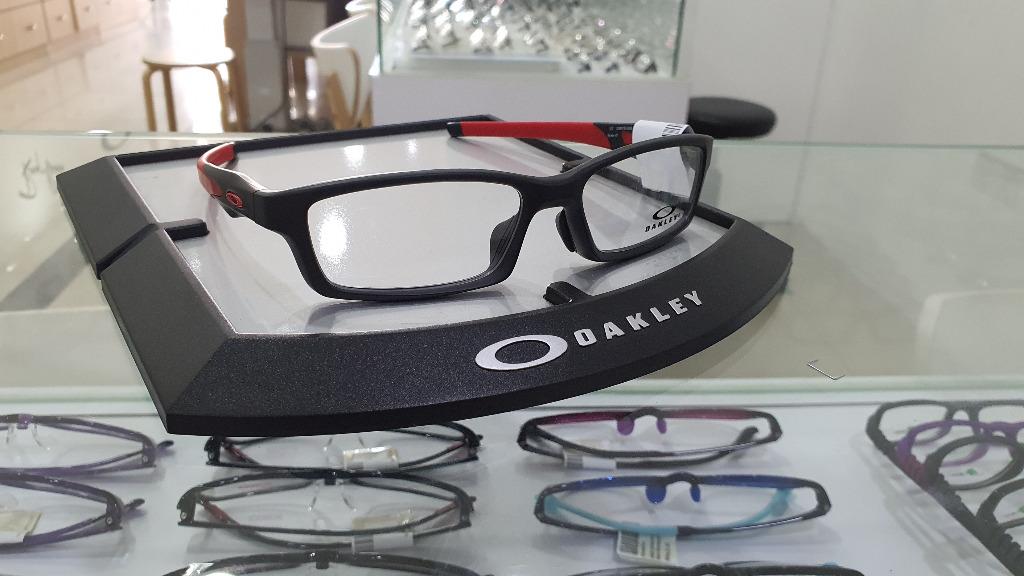 ORIGINAL Oakley Crosslink OX8118 04 Redline