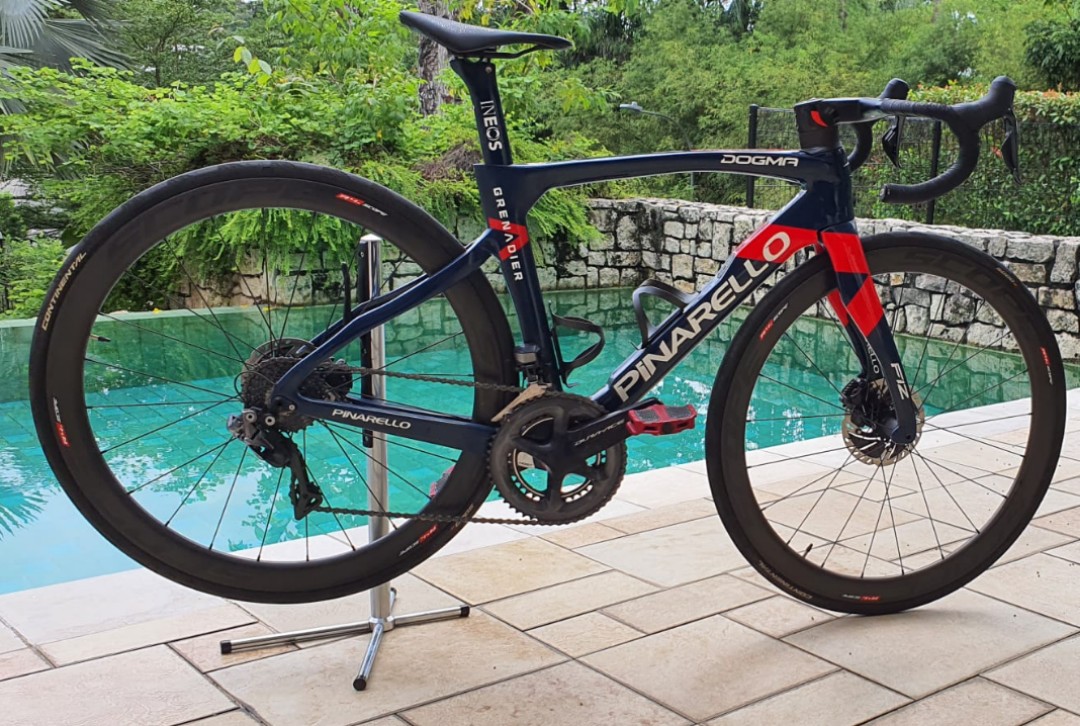 Pinarello dogma 2025 grenadier