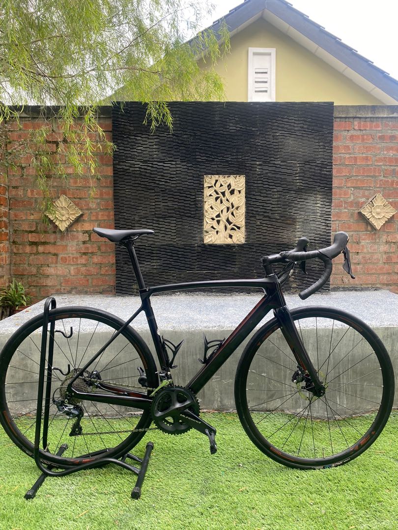 Polygon strattos outlet s8 review
