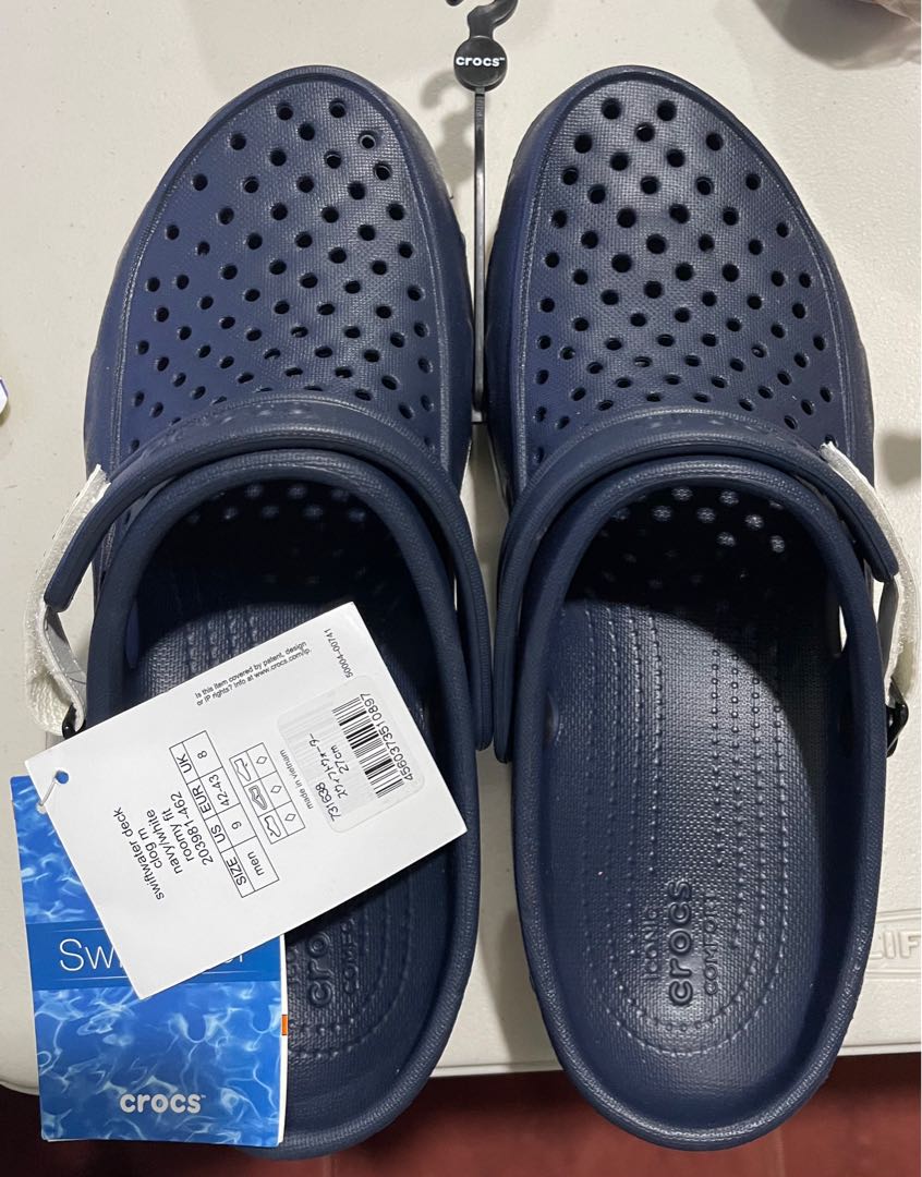 swiftwater deck clog crocs