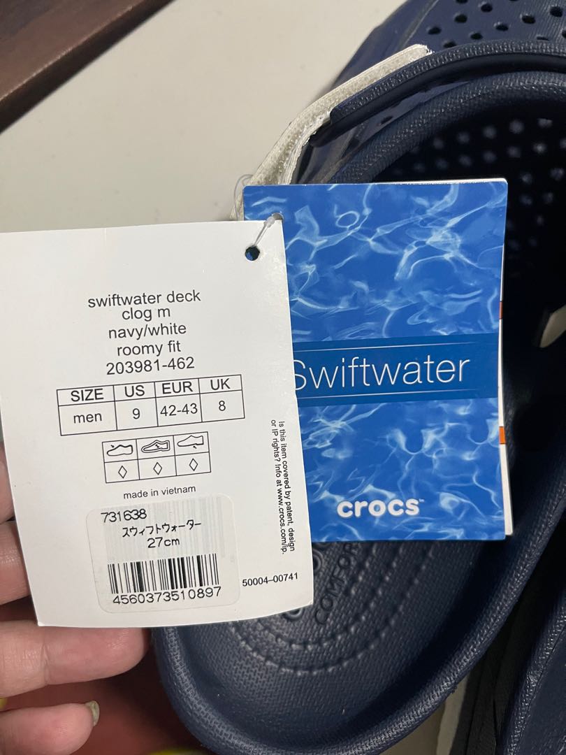swiftwater deck clog crocs