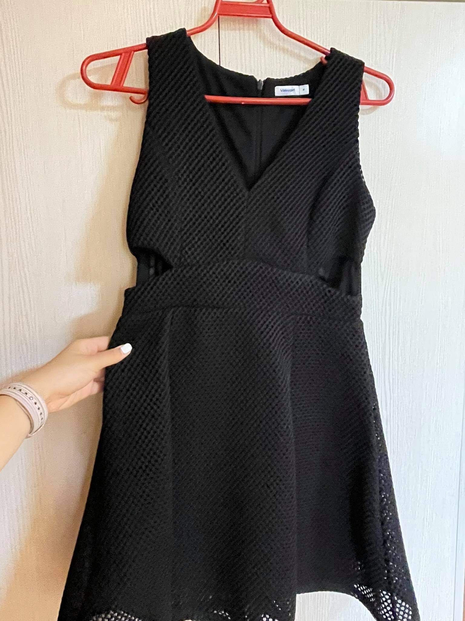 Black dress valley girl store