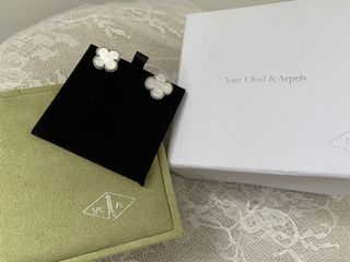 （分類：）位於 。 由 menulai 提交（商品編號 1108505717，圖片 1）。簡介： 。