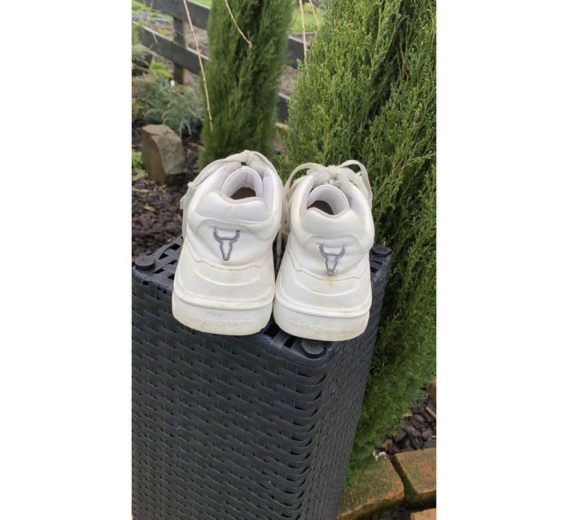 Carte white outlet leather